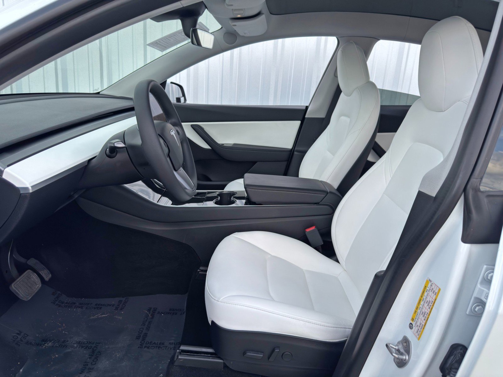 Used 2020 Tesla Model Y Long Range image 36