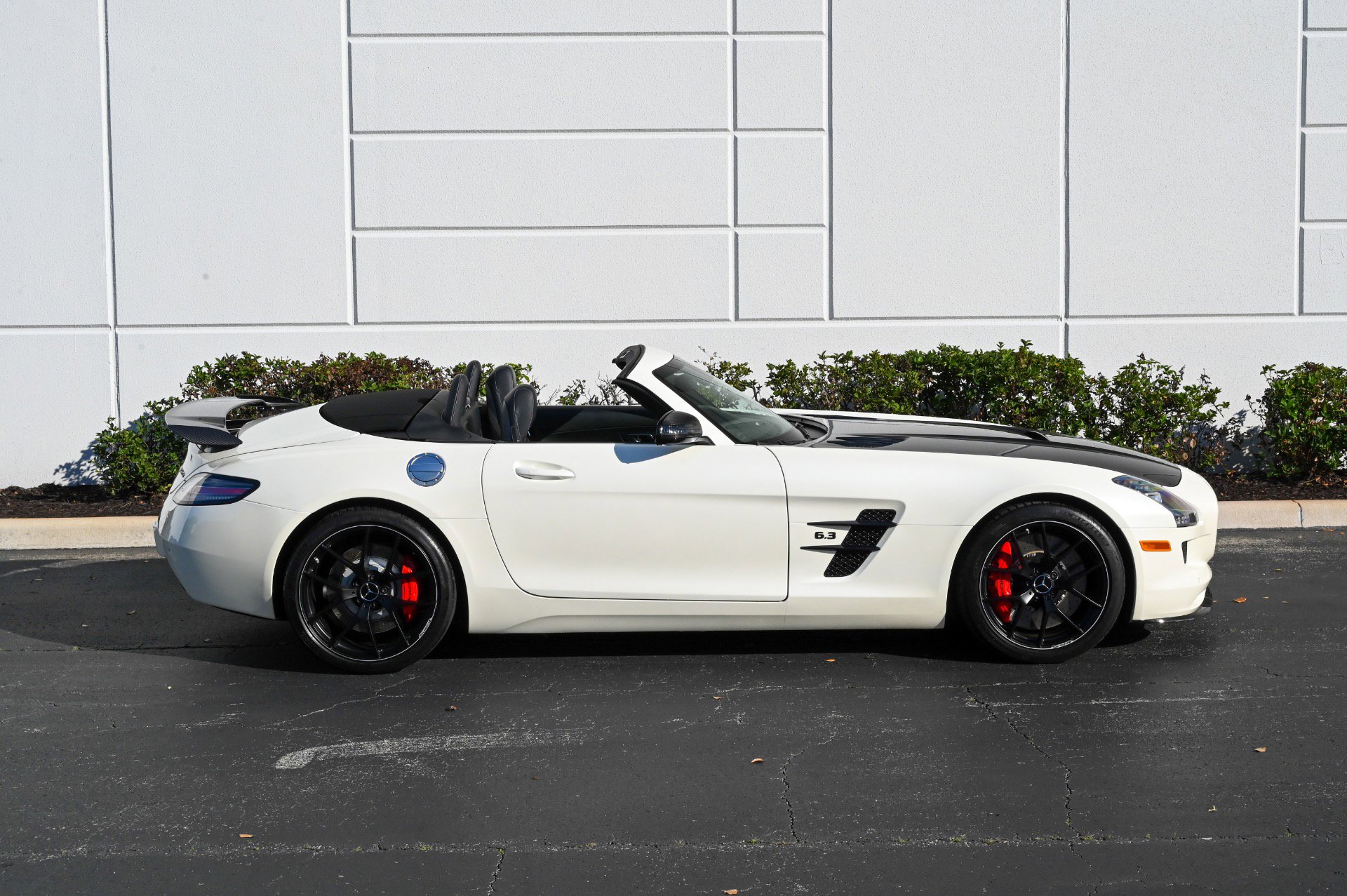 Used 2015 Mercedes-Benz SLS AMG GT Final Edition image 10