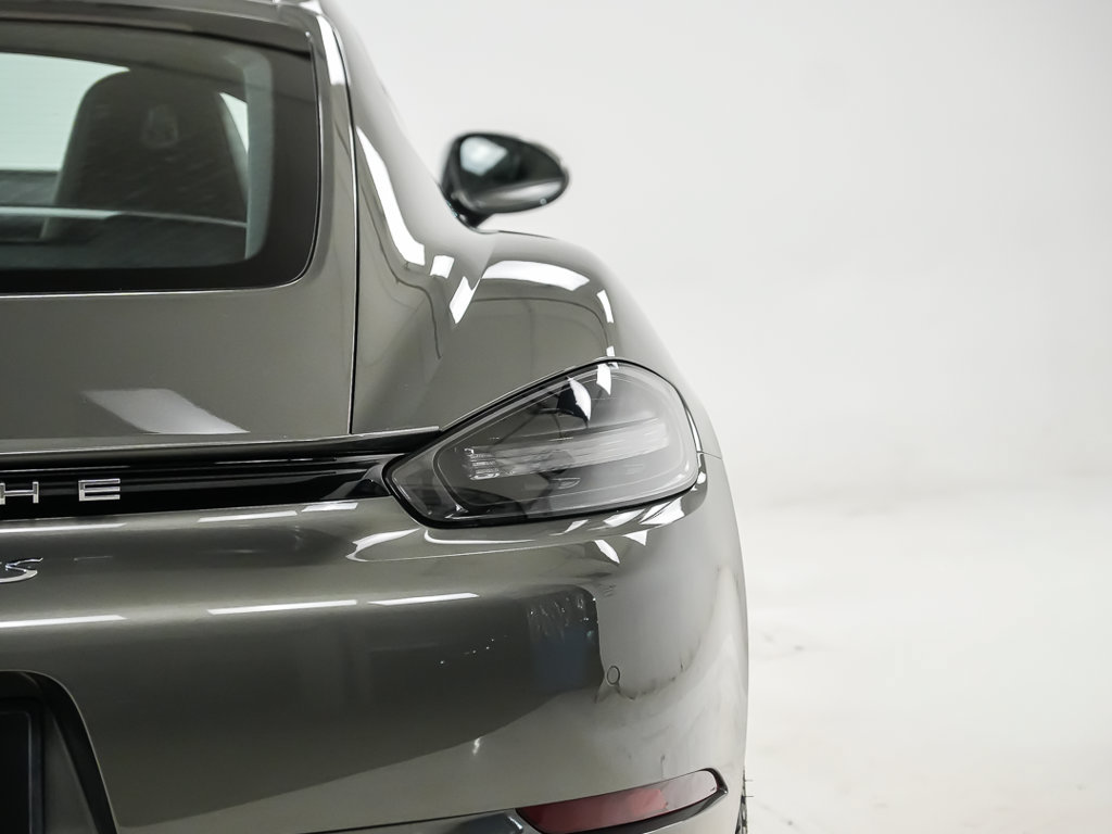 Used 2025 Porsche 718 Cayman S RWD image 12