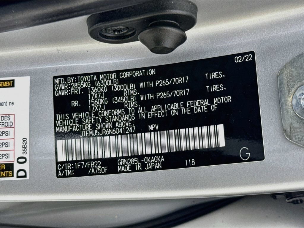Certified 2022 Toyota 4Runner SR5 AWD/4WD image 33