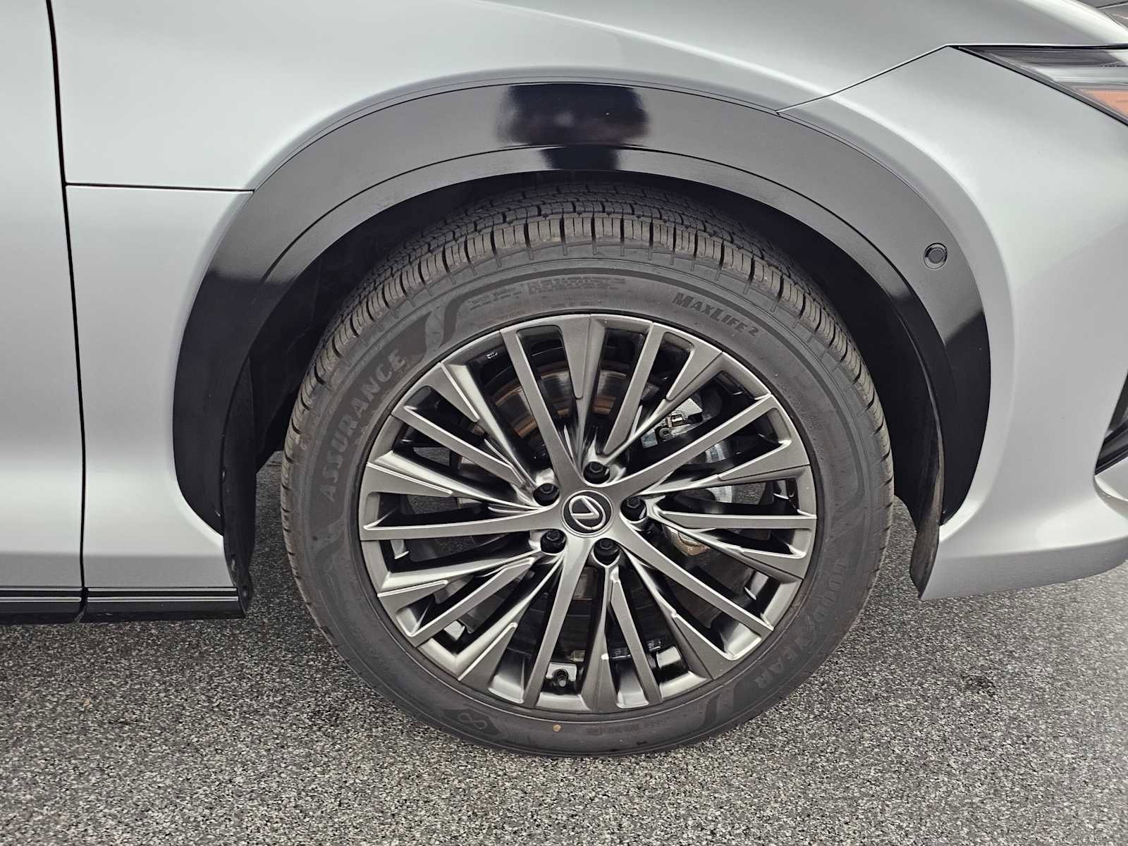 Certified 2023 Lexus RZ 450e Luxury w/ Accessory Package (2T) image 9