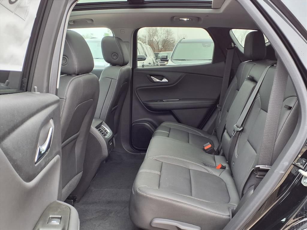 New 2026 Chevrolet Blazer LT image 9