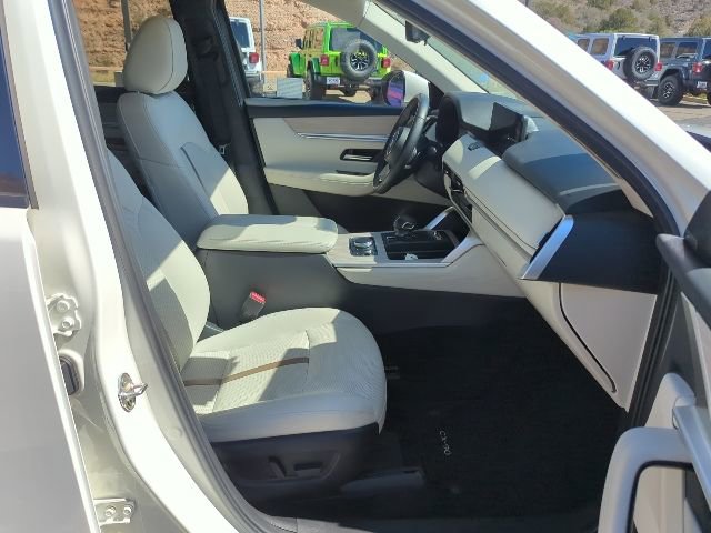 Used 2024 MAZDA CX-90 Plug-In Hybrid w/ Premium Plus image 19