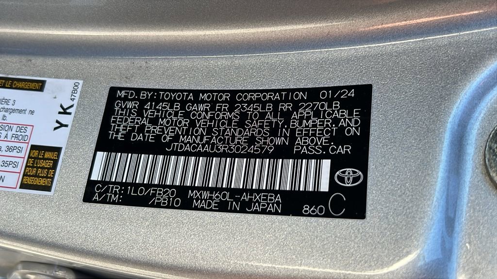 Used 2024 Toyota Prius LE image 31