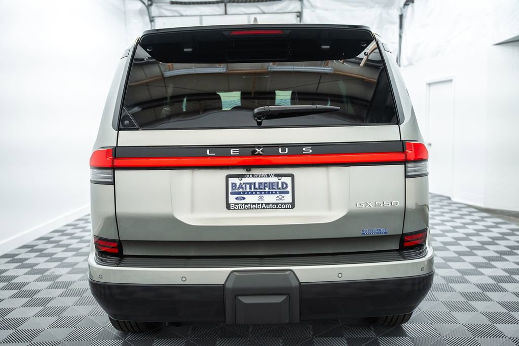 Used 2025 Lexus GX 550 w/ Cold Area Package image 7