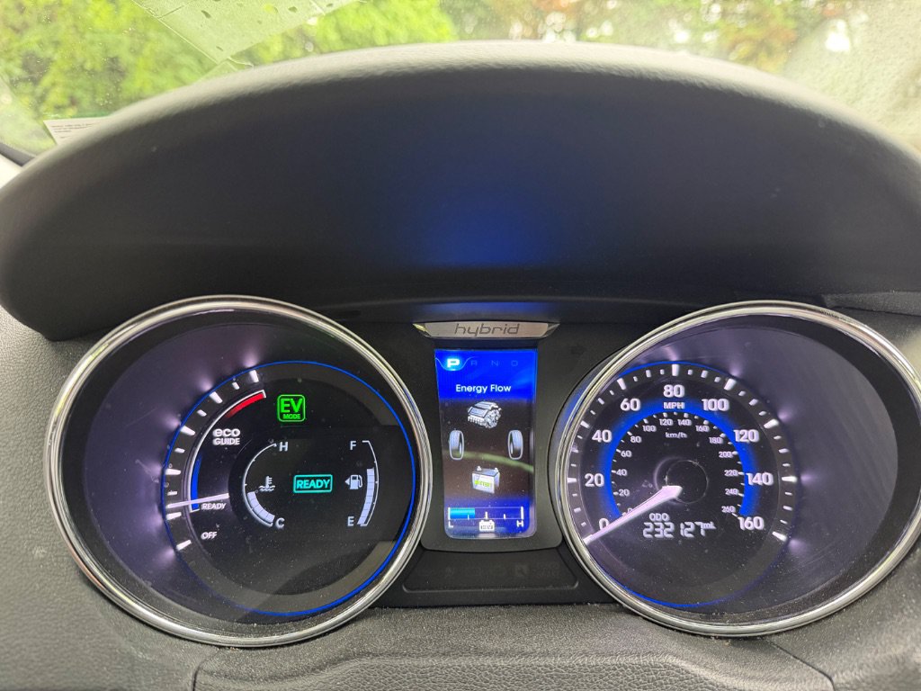 Used 2013 Hyundai Sonata Limited FWD image 11