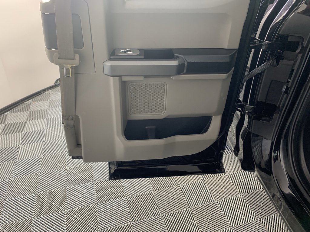 Used 2018 Ford F150 XLT image 36