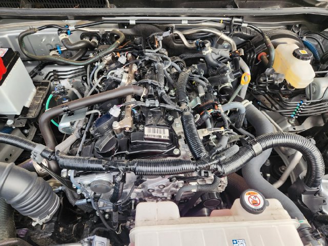 Used 2025 Toyota 4Runner SR5 AWD/4WD image 20