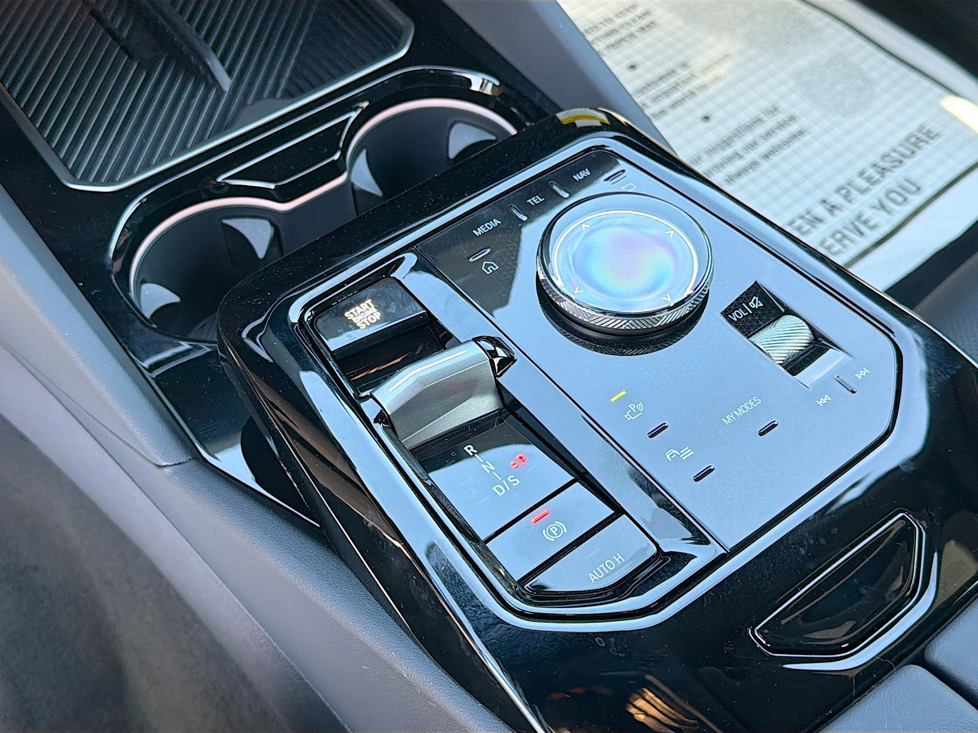 New 2026 BMW 530i RWD image 29