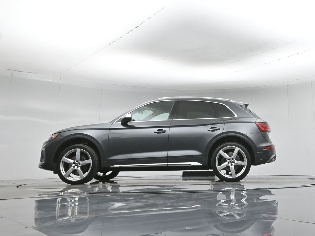 Used 2021 Audi SQ5 Premium w/ Convenience Package image 8
