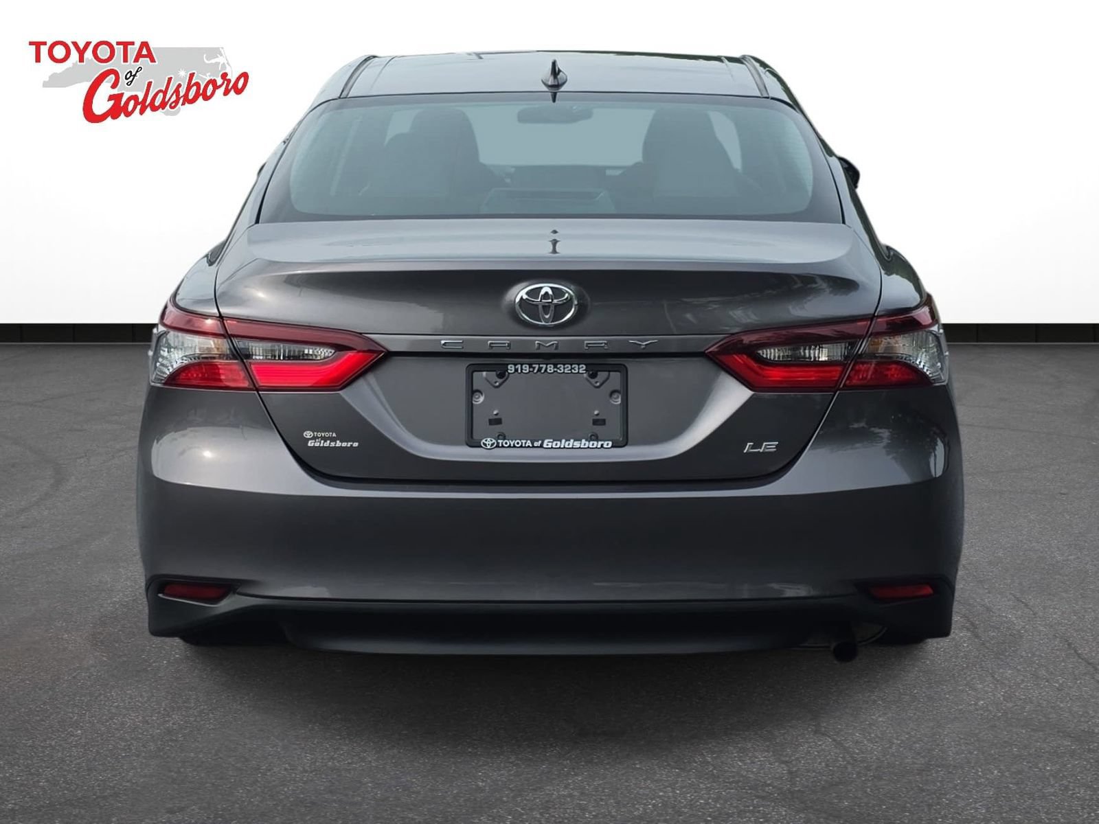 Used 2023 Toyota Camry LE FWD image 6