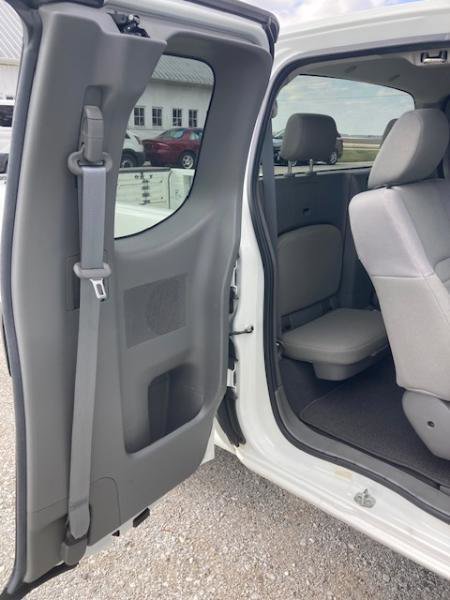 Used 2019 Nissan Frontier S RWD image 35
