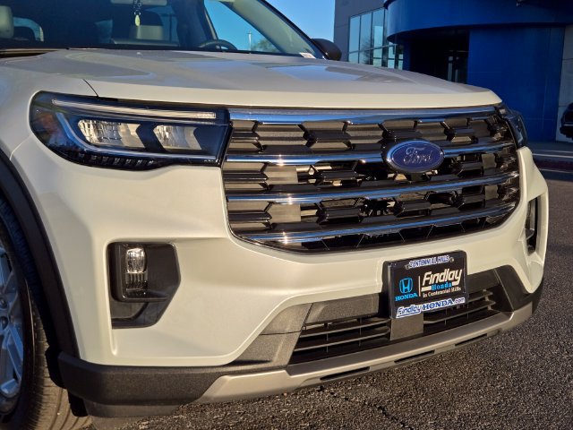 Used 2026 Ford Explorer Active w/ Active Comfort Package RWD image 9