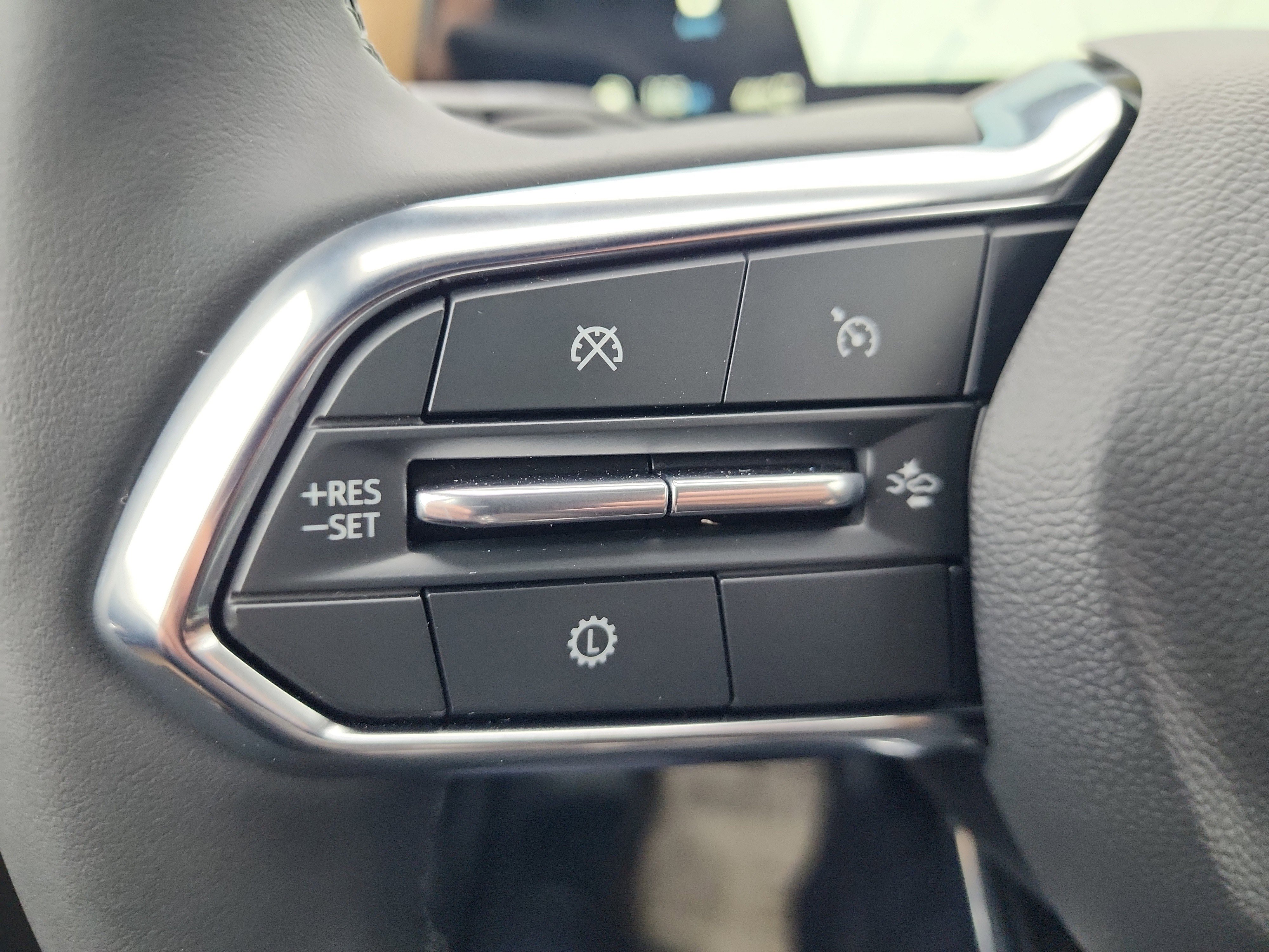 New 2026 Chevrolet Equinox ACTIV w/ Convenience Package III image 21