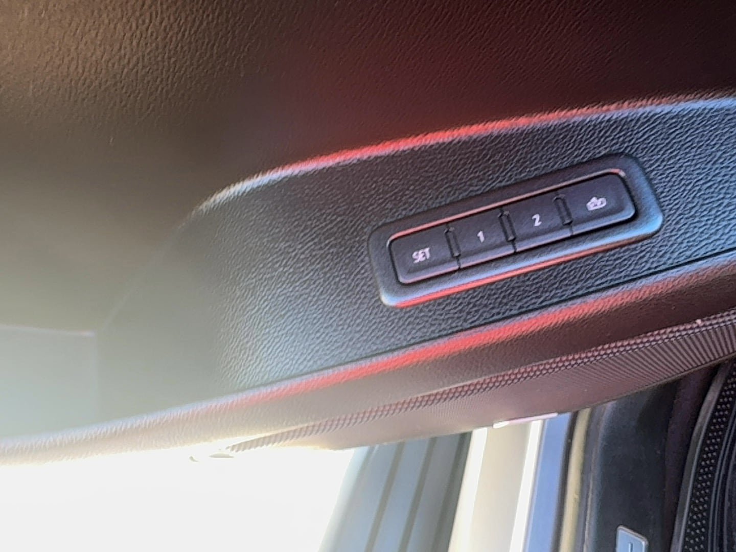 Used 2020 Chevrolet Tahoe LT AWD/4WD image 14