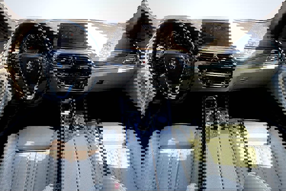 Used 2017 BMW 540i image 16