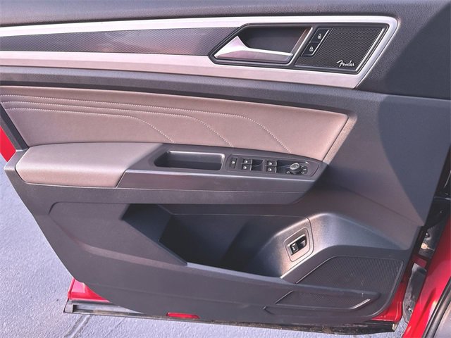 Used 2022 Volkswagen Atlas SEL Premium image 23