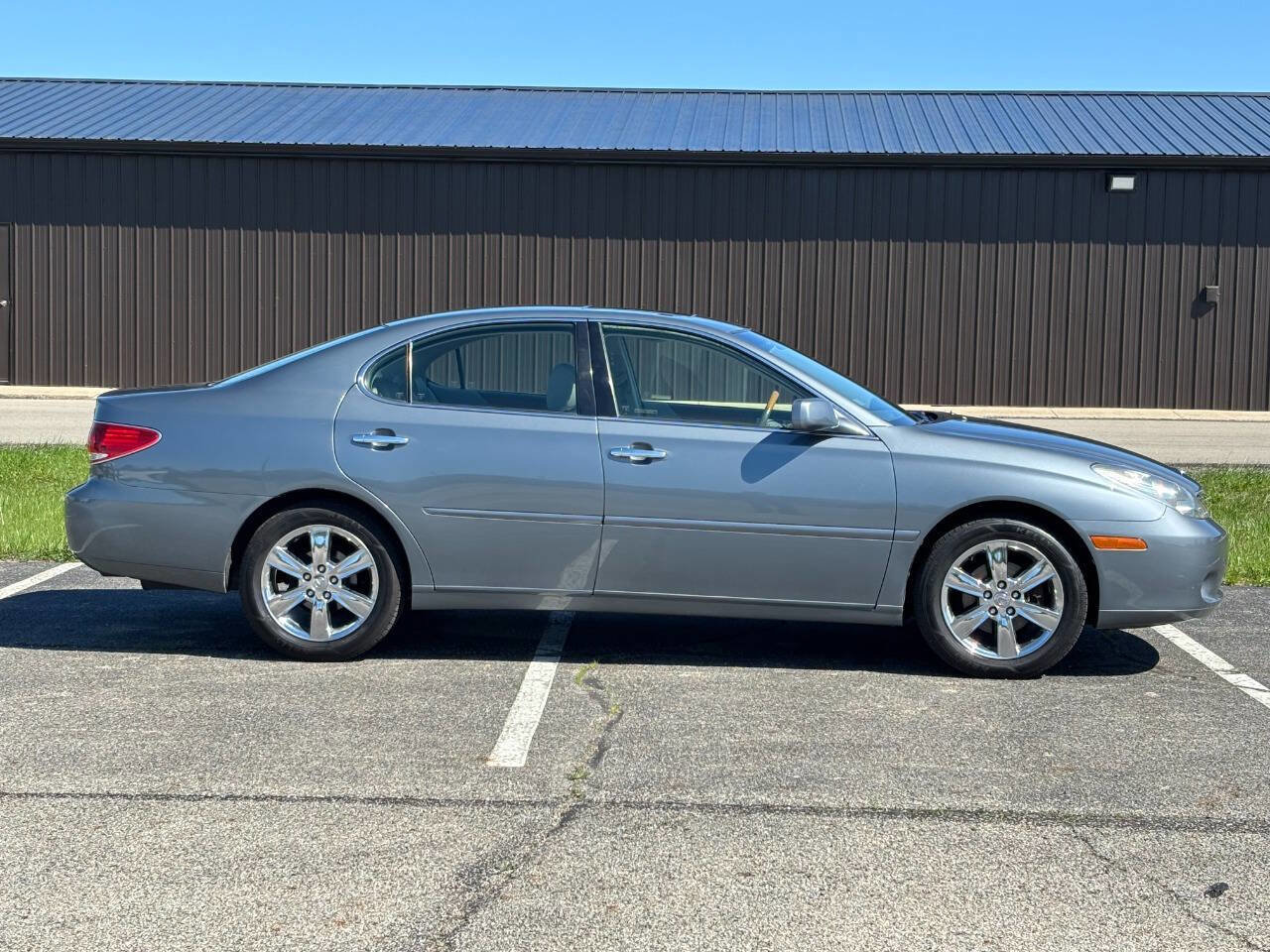 Used 2006 Lexus ES 330 FWD image 2