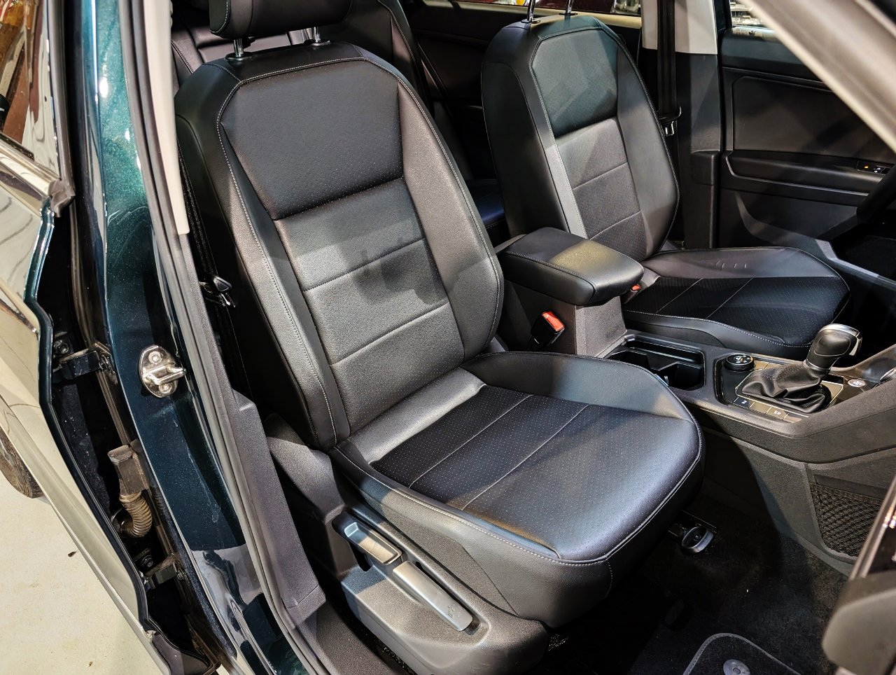 Used 2019 Volkswagen Tiguan SEL image 35