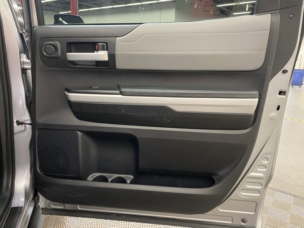 Used 2021 Toyota Tundra Limited image 12