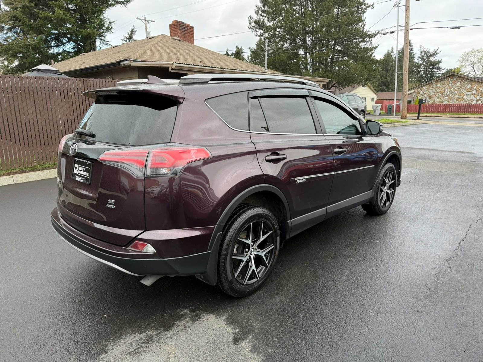 Used 2017 Toyota RAV4 SE w/ Power Special Value Package AWD/4WD image 5
