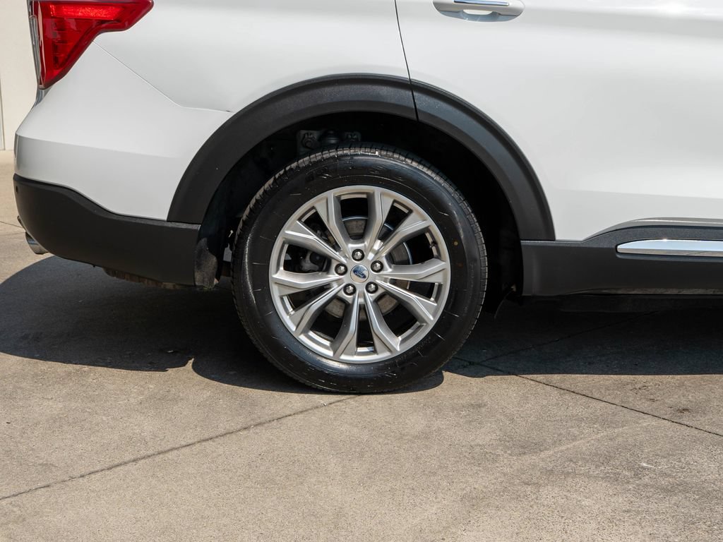 Used 2022 Ford Explorer Limited AWD/4WD image 37