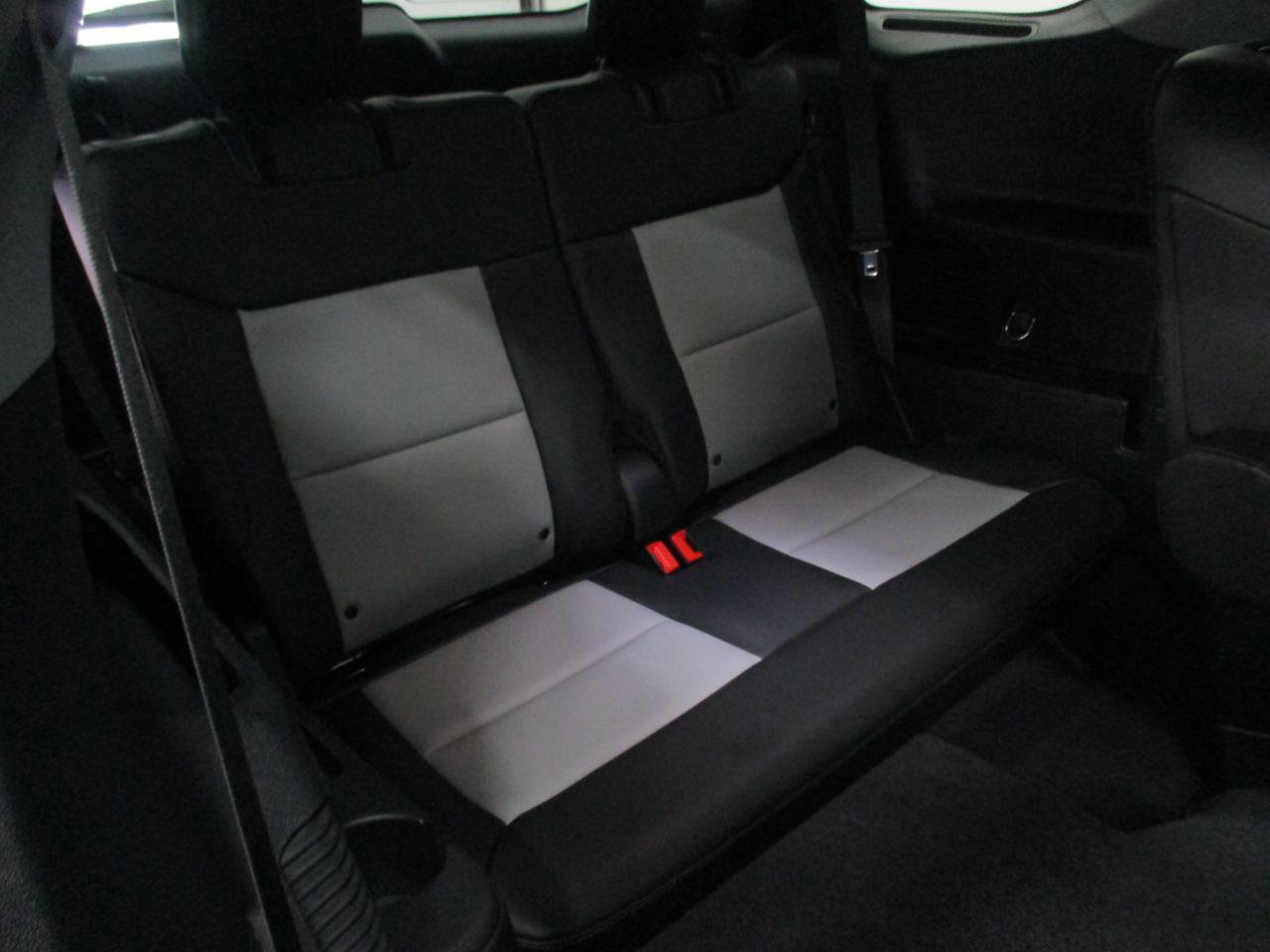 Used 2023 Ford Explorer XLT w/ Equipment Group 202A image 12