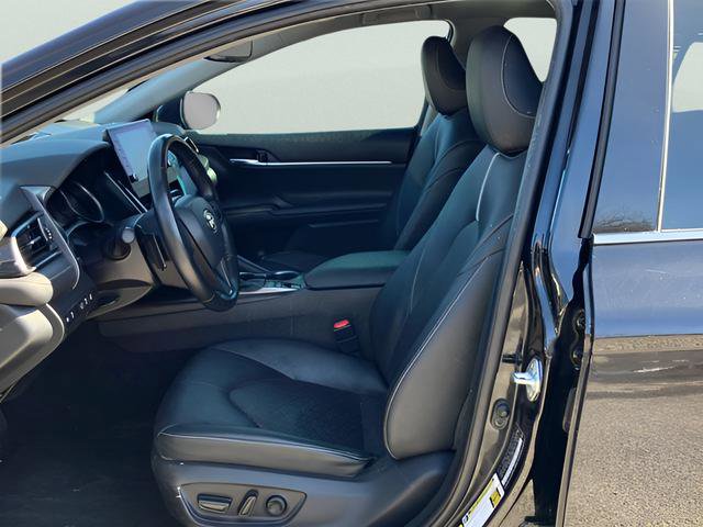 Used 2021 Toyota Camry XSE w/ Cold Weather Package image 19