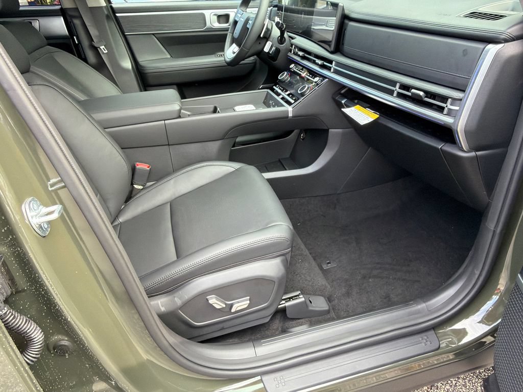 New 2026 Hyundai Santa Fe Limited FWD image 13