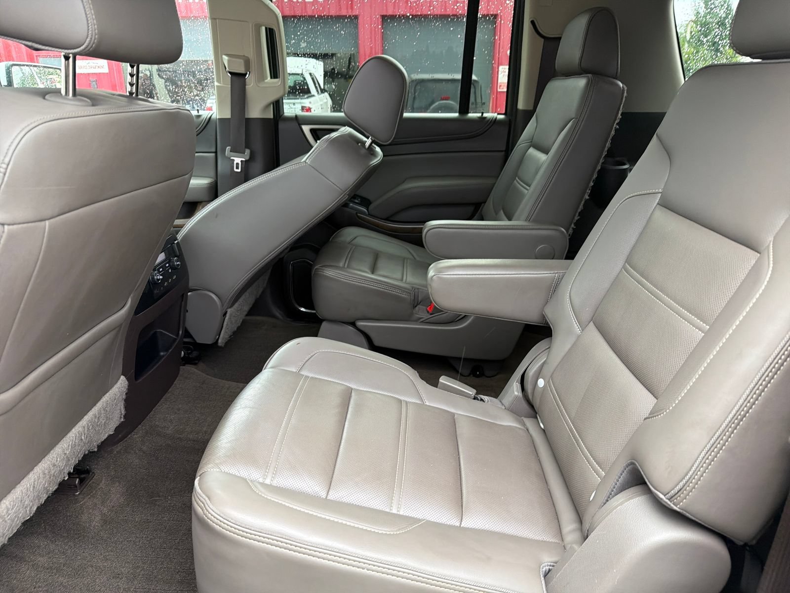 Used 2018 GMC Yukon XL Denali w/ Denali Ultimate Package AWD/4WD image 29