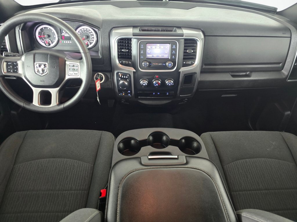 Used 2024 RAM 1500 Warlock AWD/4WD image 32