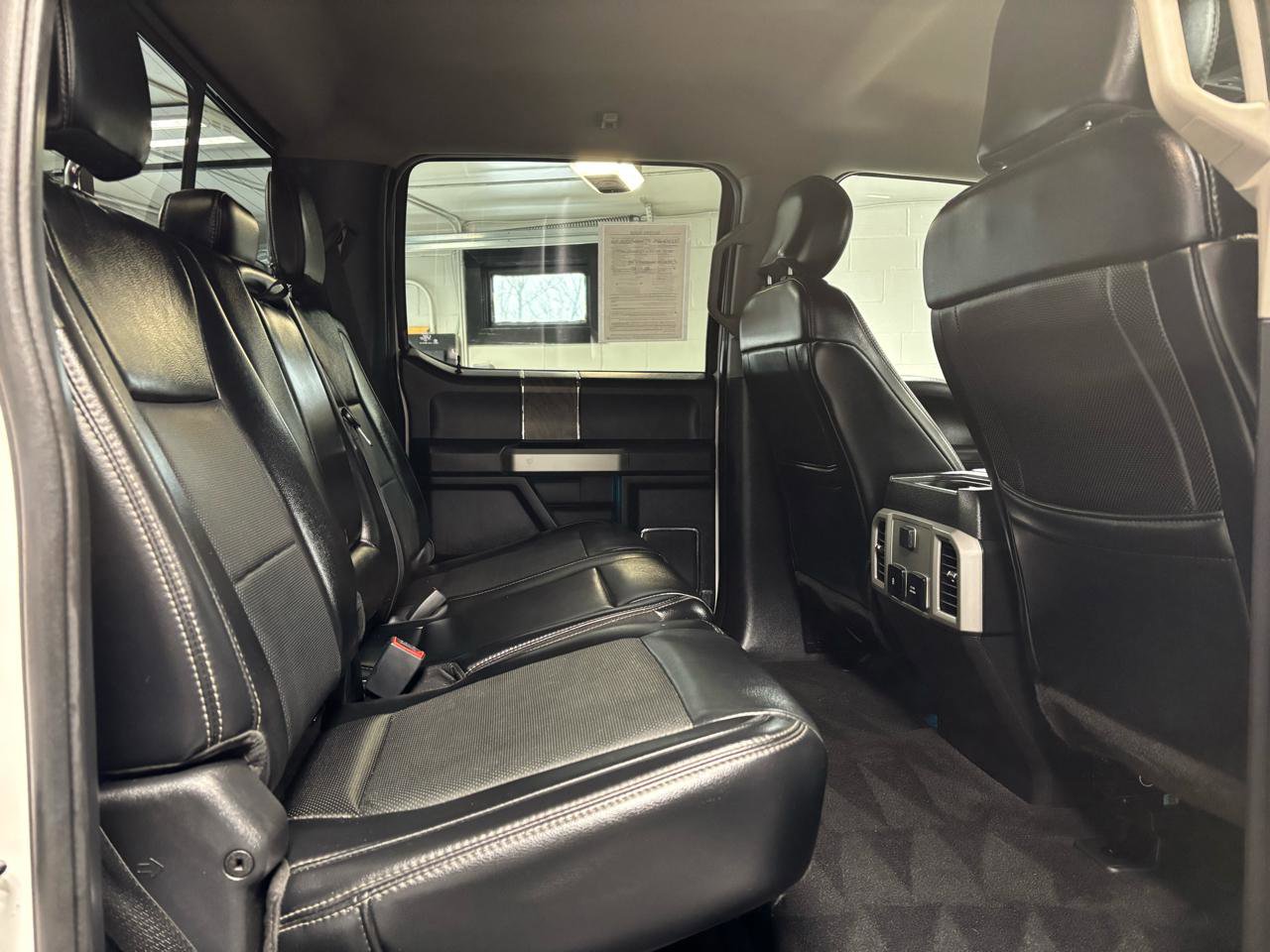 Used 2019 Ford F250 Lariat w/ Lariat Ultimate Package image 21