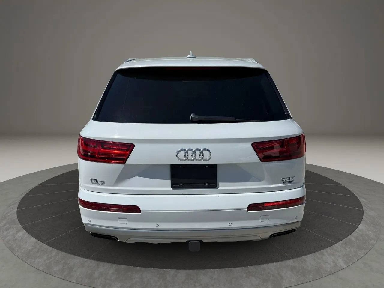 Used 2018 Audi Q7 3.0T Prestige image 4