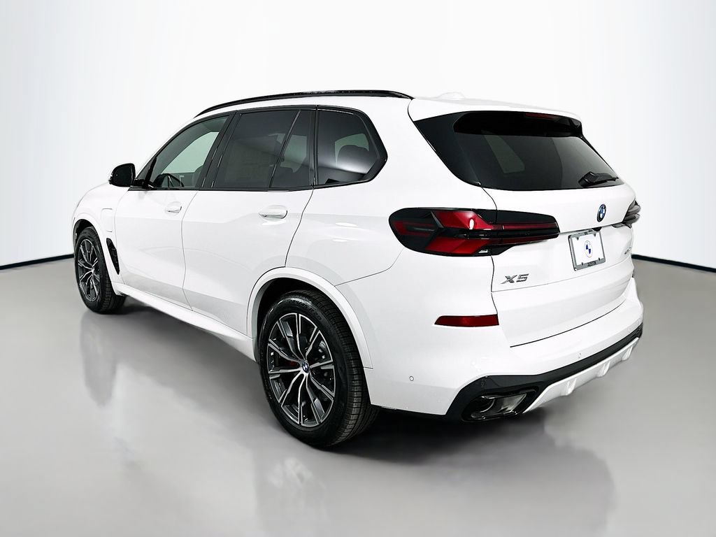 Used 2026 BMW X5 xDrive50e w/ M Sport Package AWD/4WD image 7
