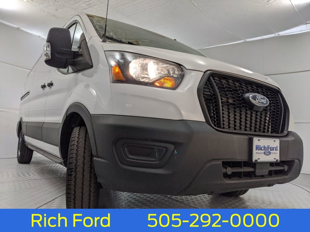 New 2025 Ford Transit 150 Low Roof image 28