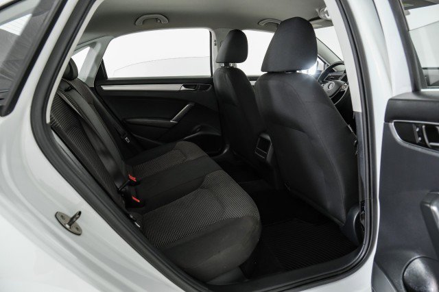 Used 2016 Volkswagen Passat 1.8T S w/ Lighting Package (P06) image 33