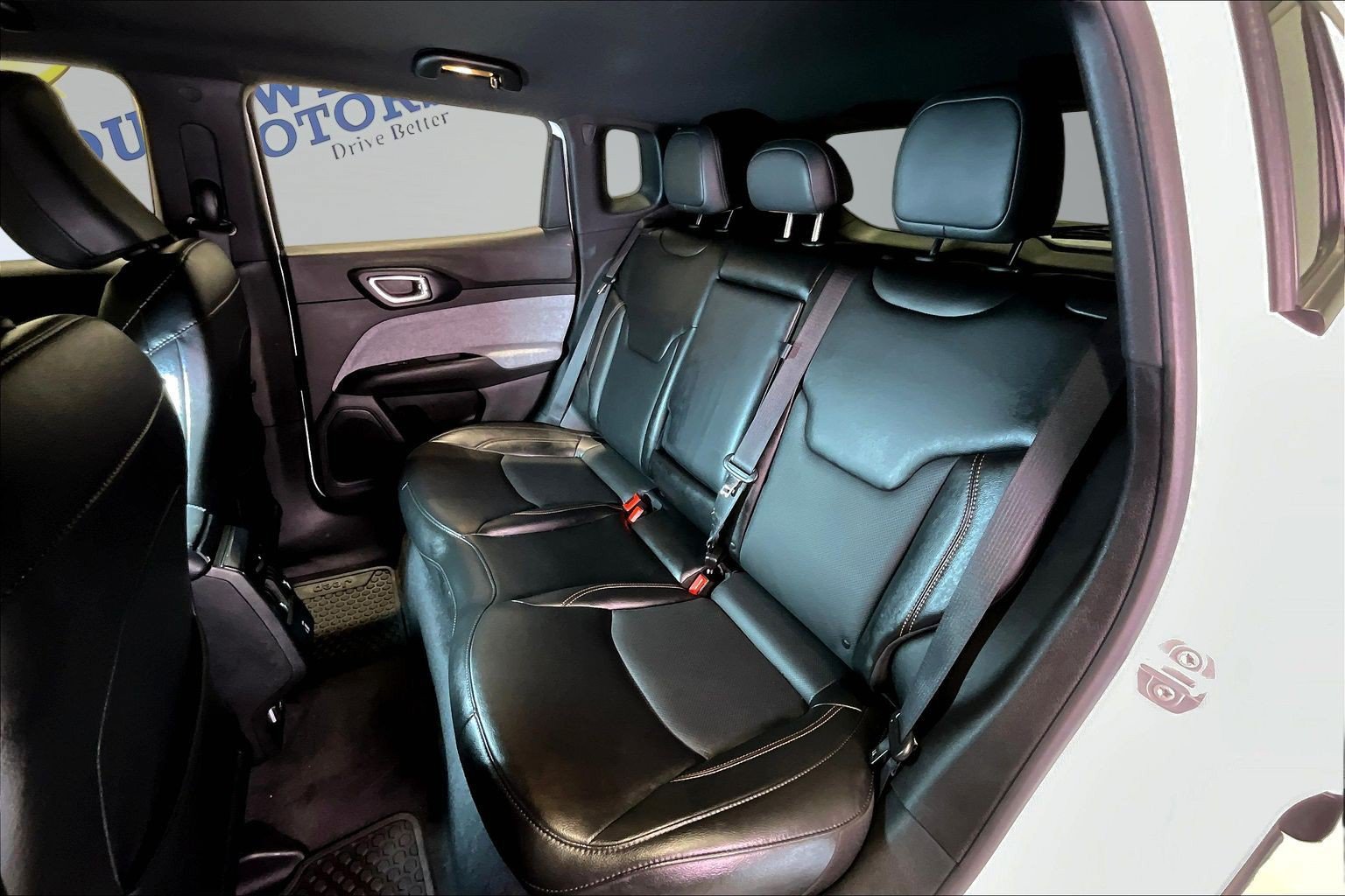 Used 2023 Jeep Compass Latitude AWD/4WD image 22
