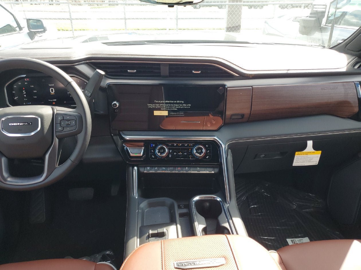 New 2026 GMC Sierra 3500 Denali Ultimate AWD/4WD image 15