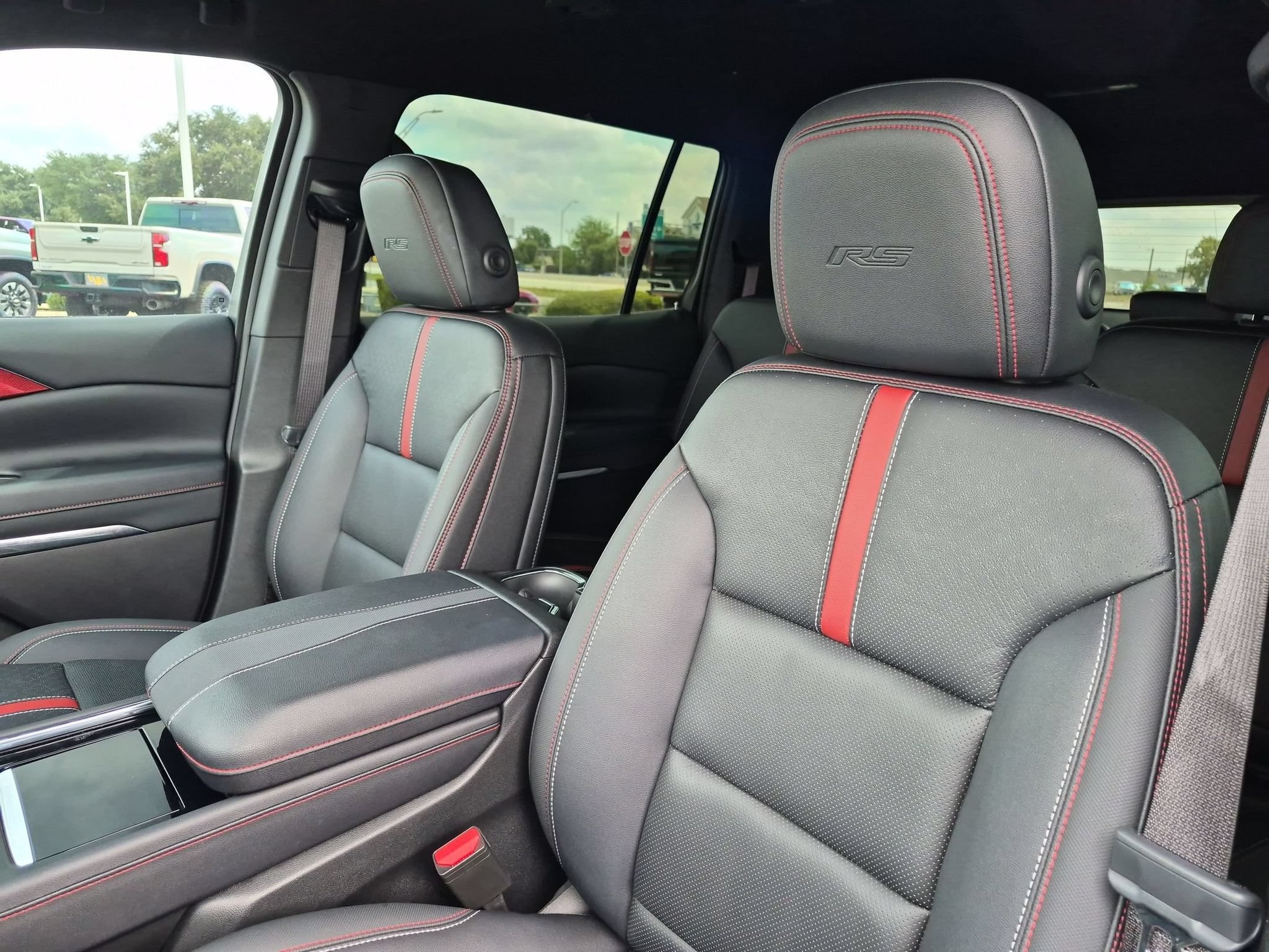 Certified 2026 Chevrolet Traverse RS FWD image 13