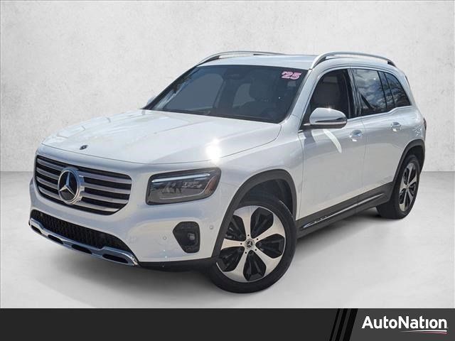 Used 2025 Mercedes-Benz GLB 250 image 1