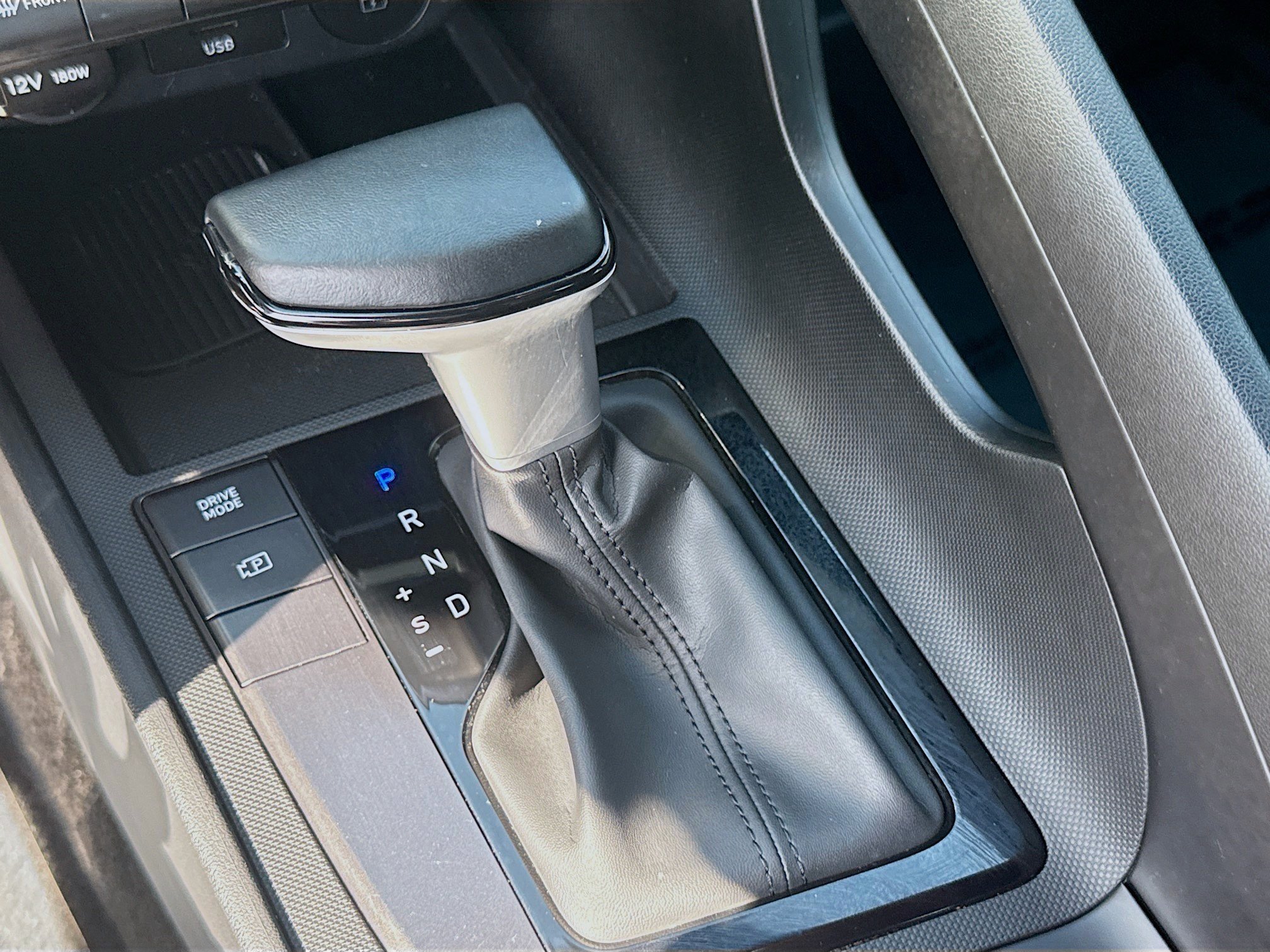Certified 2025 Hyundai Elantra Sport FWD image 13