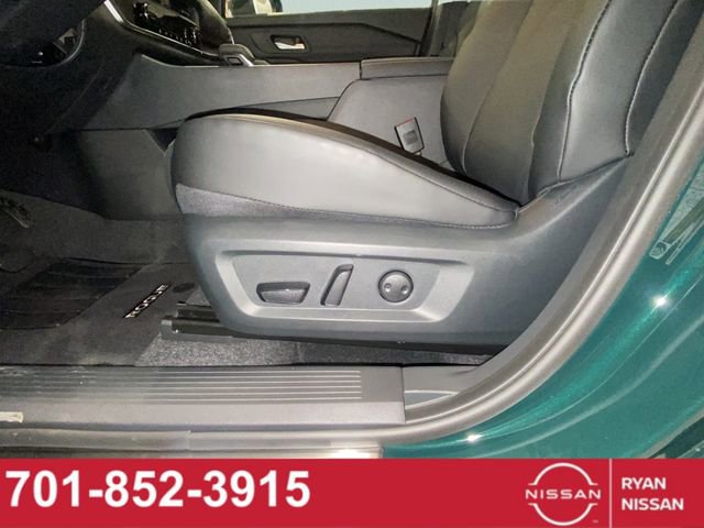 New 2026 Nissan Rogue SV image 36