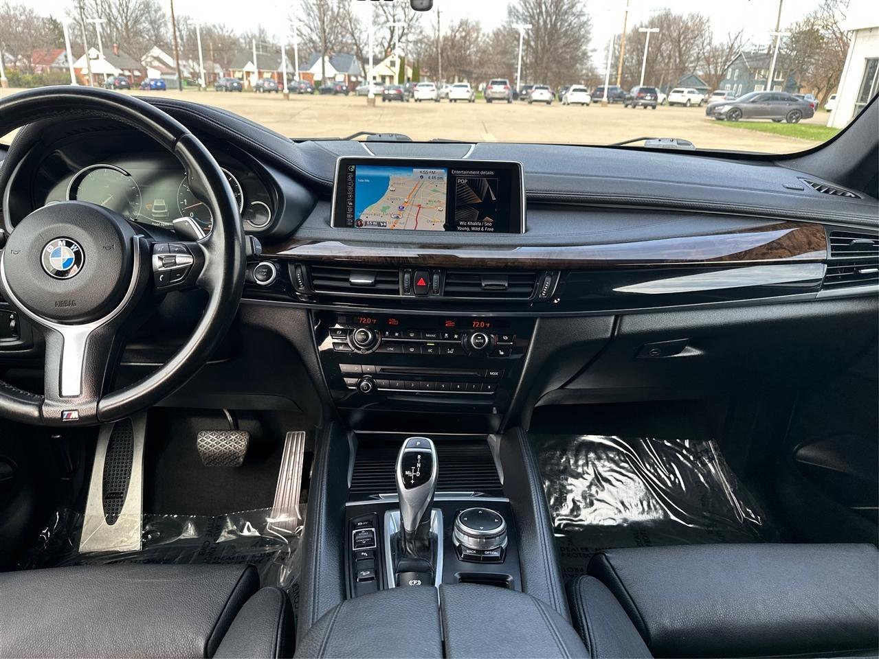Used 2016 BMW X6 M50i AWD/4WD image 14