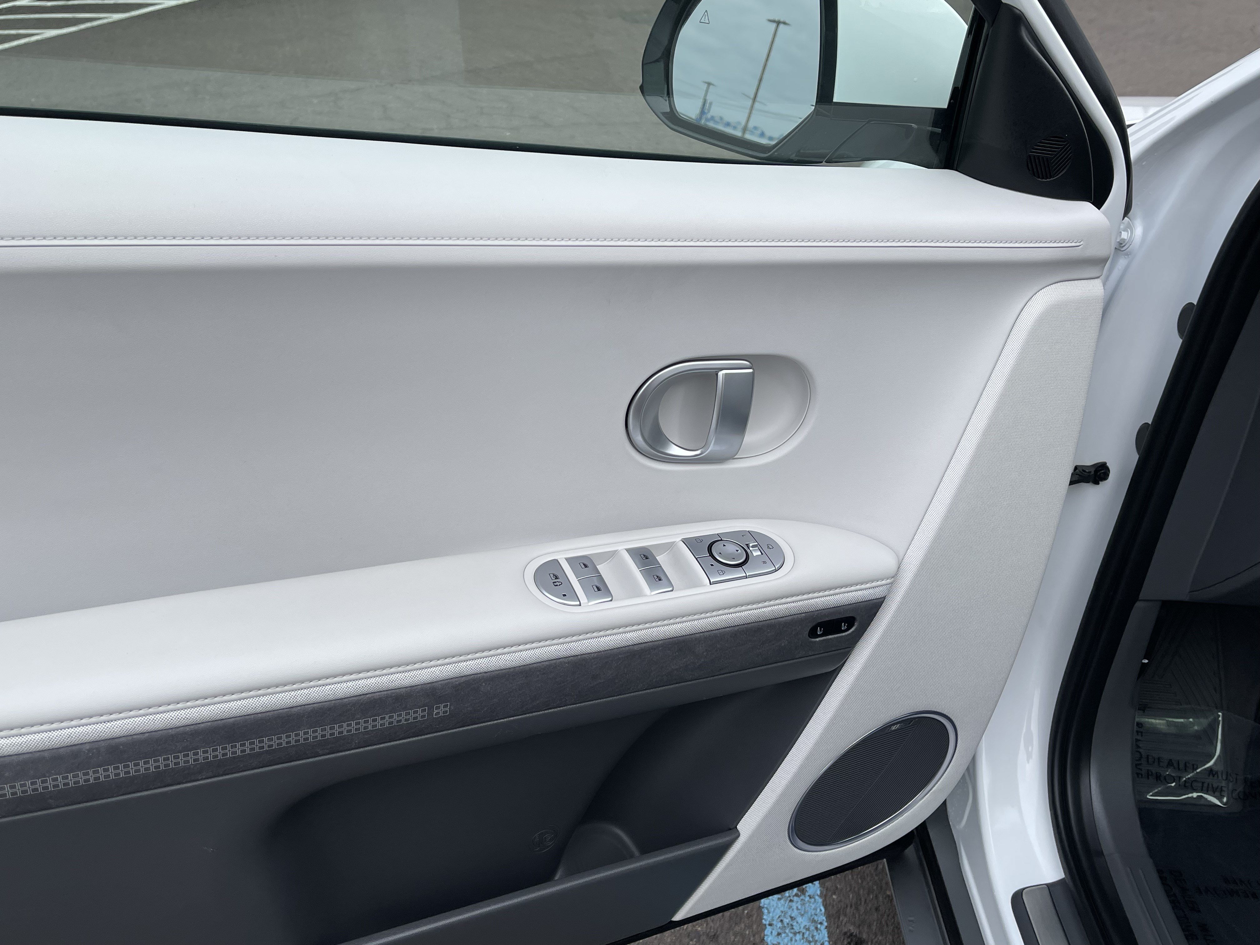 Certified 2024 Hyundai Ioniq 5 Limited AWD/4WD image 18