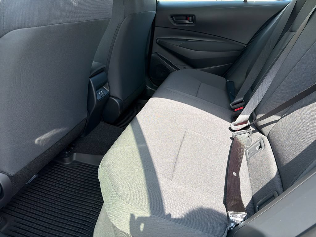 Used 2026 Toyota Corolla LE FWD image 25