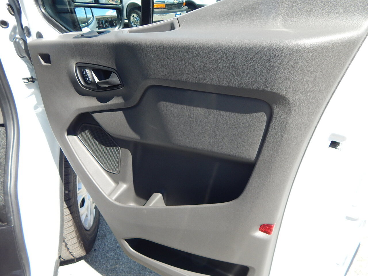 Used 2025 Ford Transit 250 Low Roof w/ Exterior Upgrade Package RWD image 22