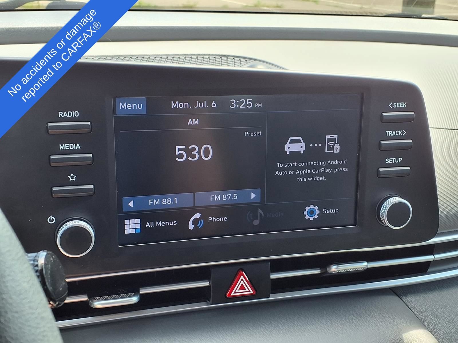 Used 2022 Hyundai Elantra SE FWD image 23