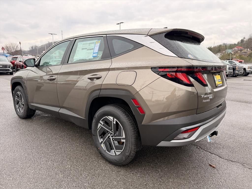 New 2026 Hyundai Tucson Blue SE w/ Tow & Go Package AWD/4WD image 4