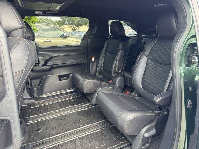 Certified 2025 Toyota Sienna XLE Woodland Edition AWD/4WD image 25