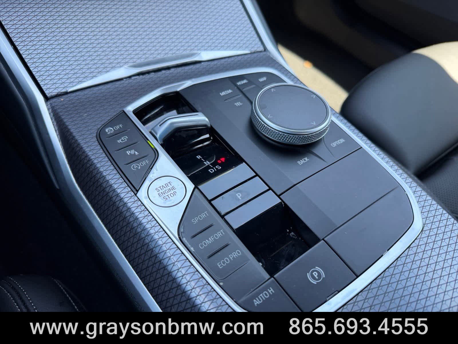 Used 2025 BMW M340i RWD image 27